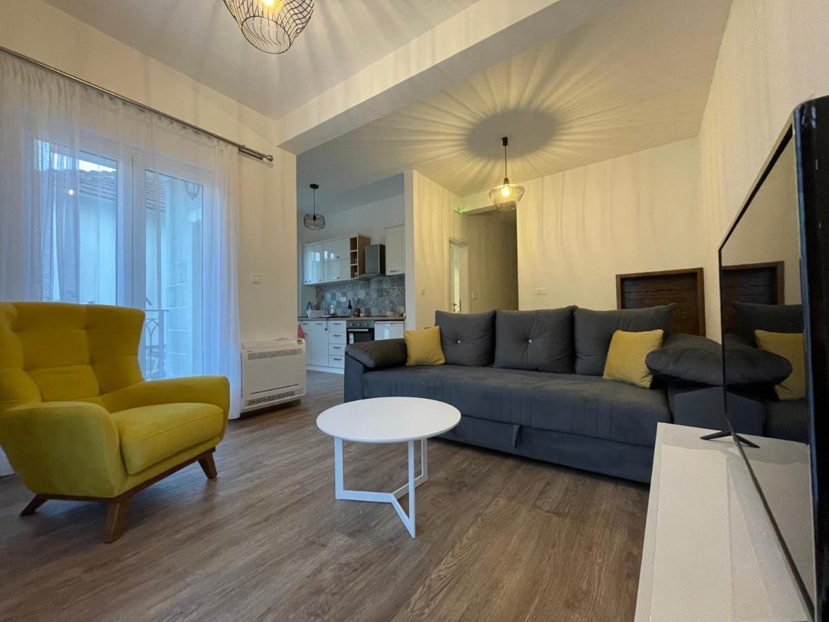 Petivat Gardens Apartment Bagian luar foto